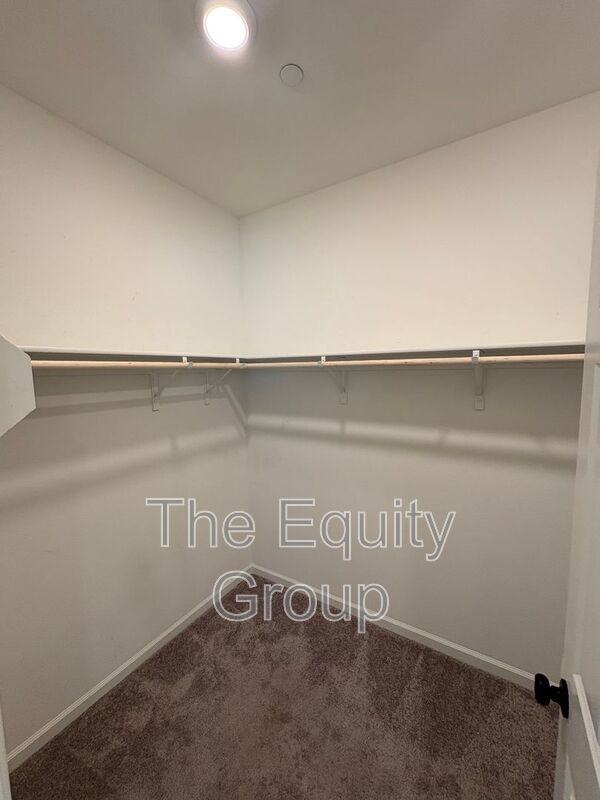 Building Photo - 2240 S Lebec St