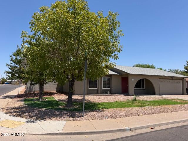 Building Photo - 3033 S Longmore