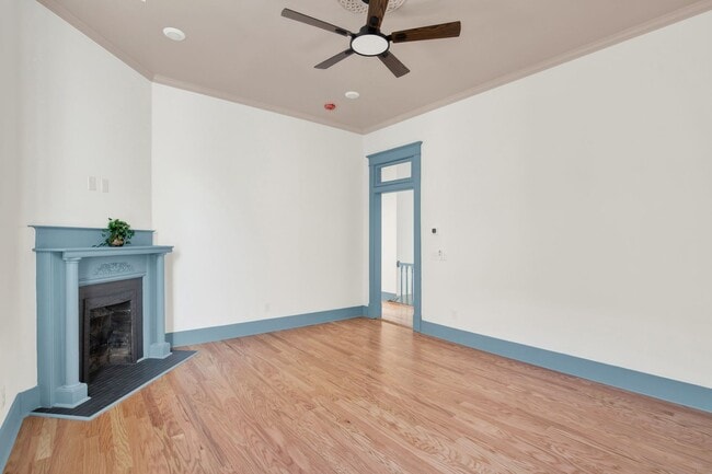 Building Photo - Eastside Beauty