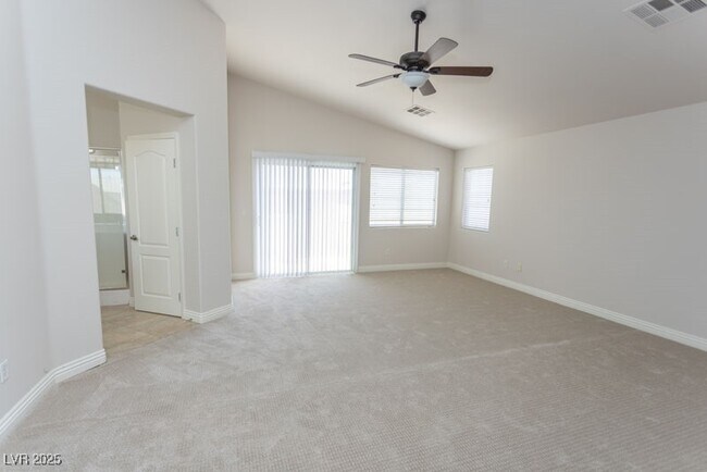 Building Photo - 313 Gemstone Hill Ave