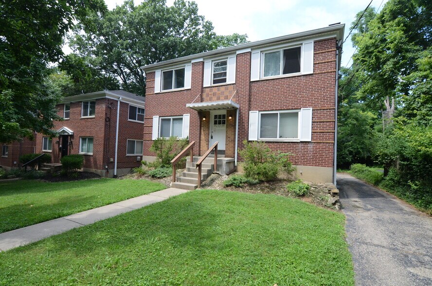 Primary Photo - 6321 Girard Ave