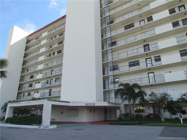 Building Photo - 9400 S Ocean Dr