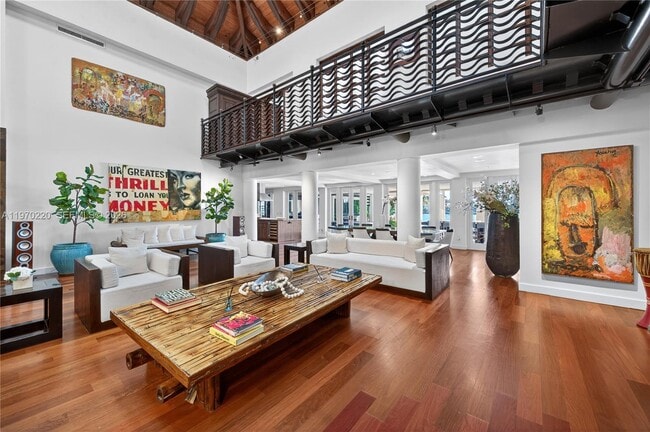 Building Photo - 14 W San Marino Dr