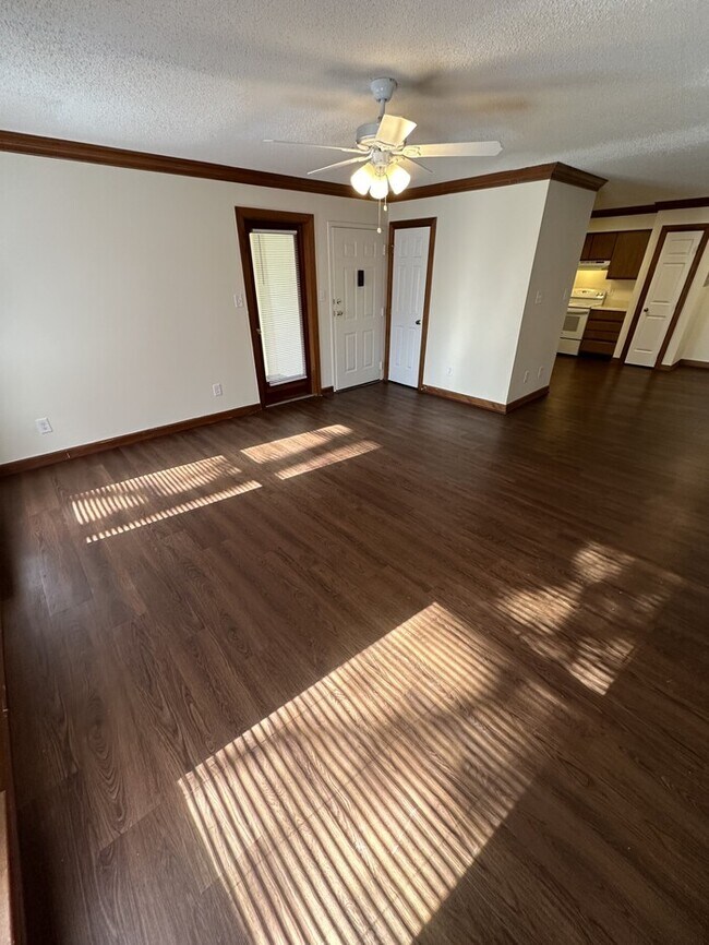 Building Photo - 3521 Ivy Commons Drive