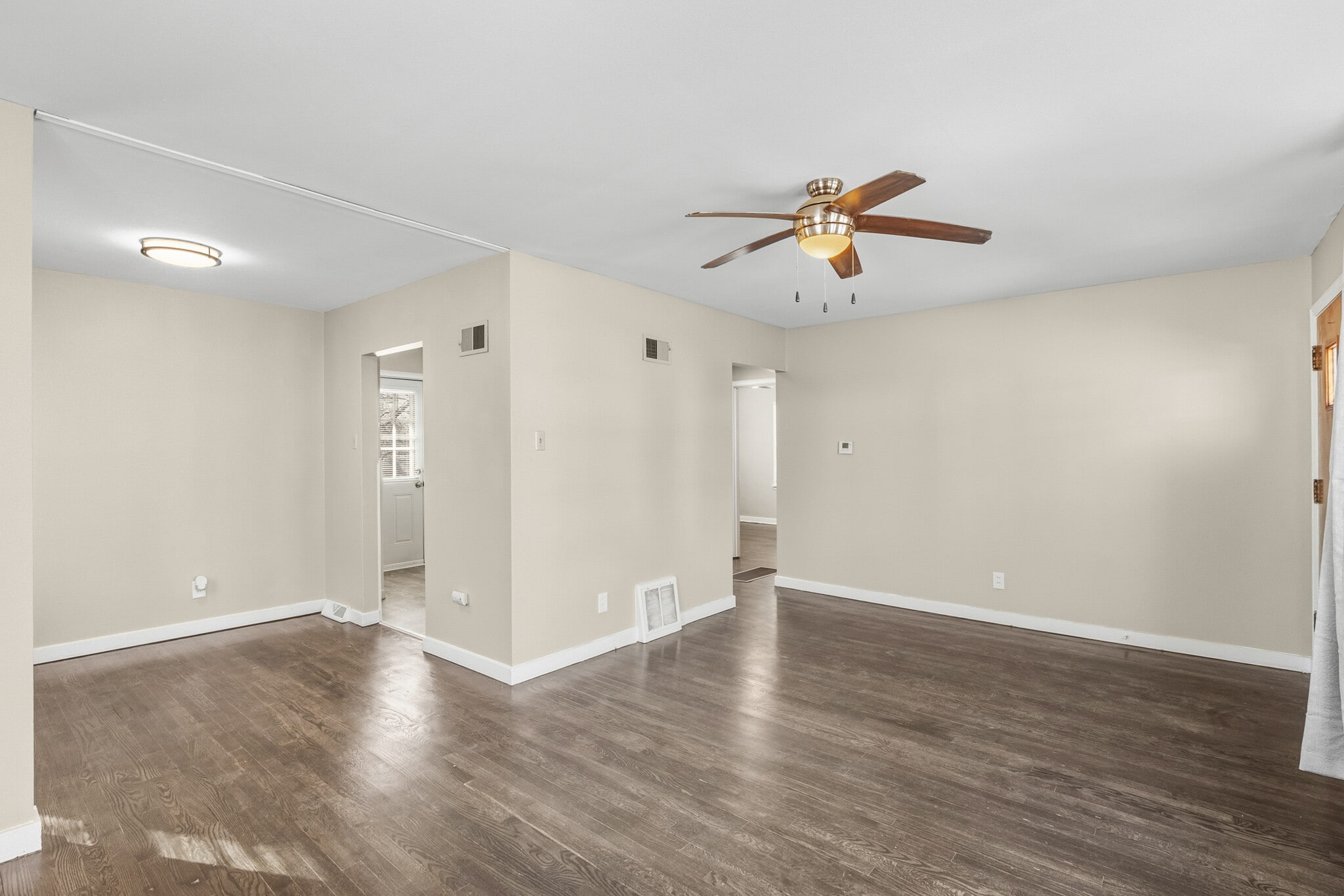 Building Photo - 114 Reasor Dr