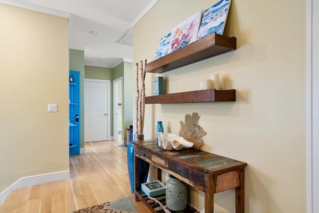 Building Photo - 1205 Gulf Way