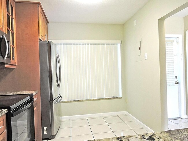 Building Photo - 5040 Society Pl E