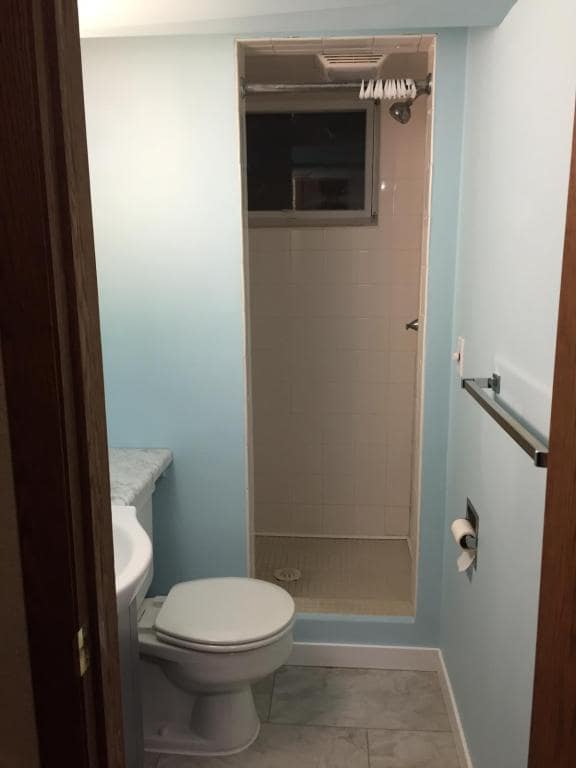 Building Photo - 4815 Woodland Ave