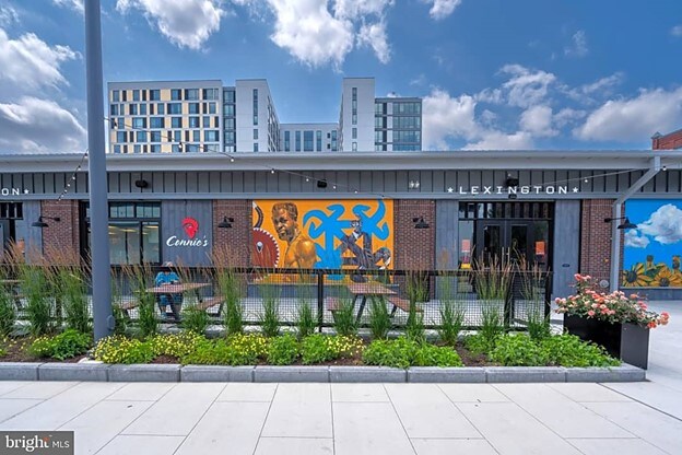 Building Photo - 503 W Lexington St