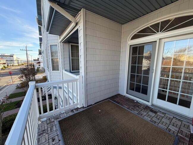 Building Photo - 26 S Coolidge Ave