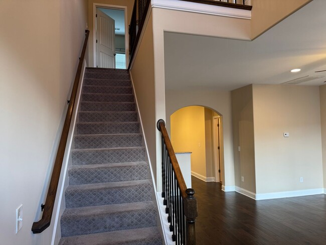 Building Photo - 3 BR Bellevue Townhome in Harpeth Park