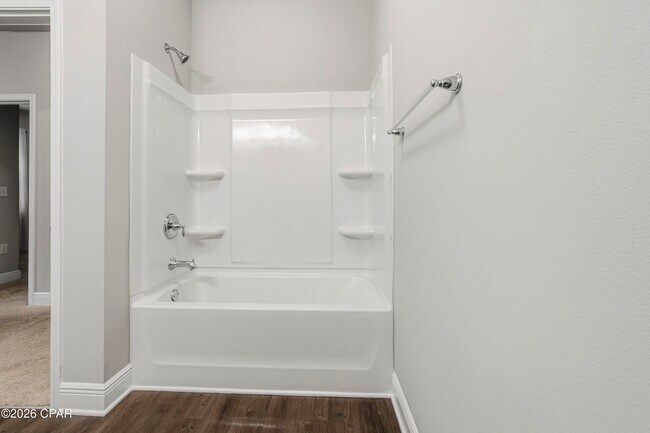 Building Photo - 118 Enchantment Falls Ln