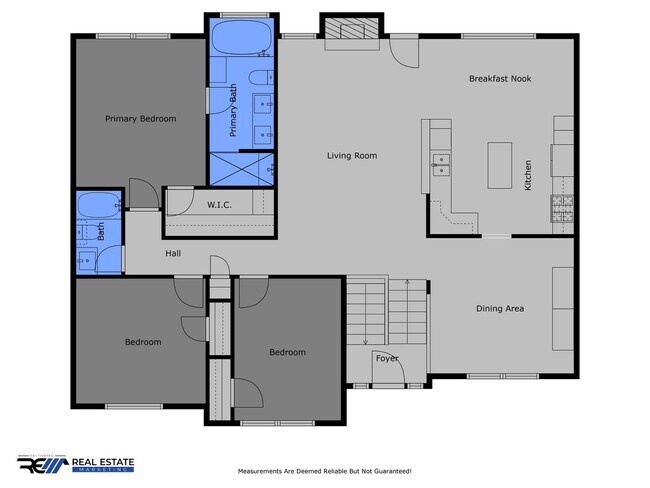Building Photo - Spacious 4-Bedroom Home with Dual Living A...