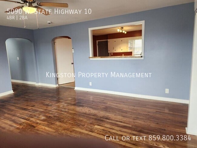 Building Photo - Beautiful 4 Bedroom 2 Bathroom House! 1/2 ...