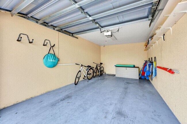 Building Photo - 4450 Chickee Hut Ct