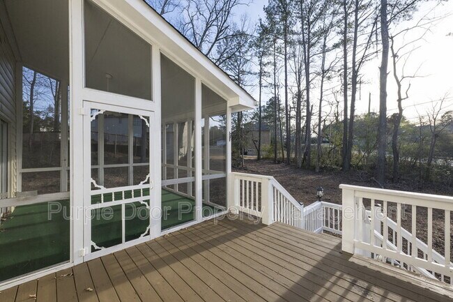 Building Photo - 4281 Keheley Lake Dr