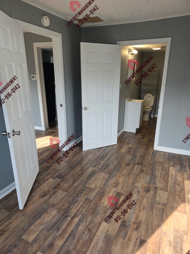 Building Photo - 1107 Helm St