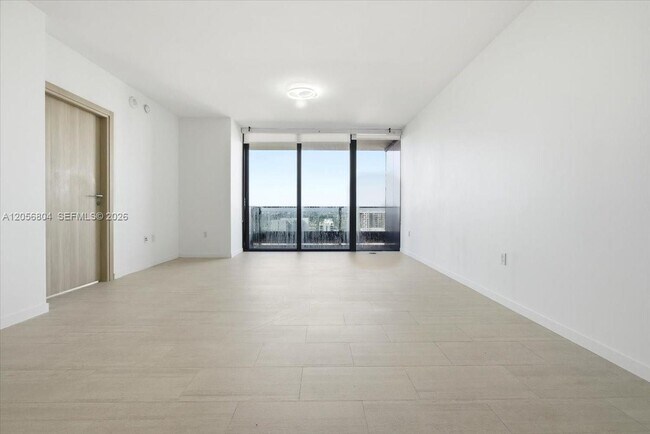 Building Photo - 1000 Brickell Plaza