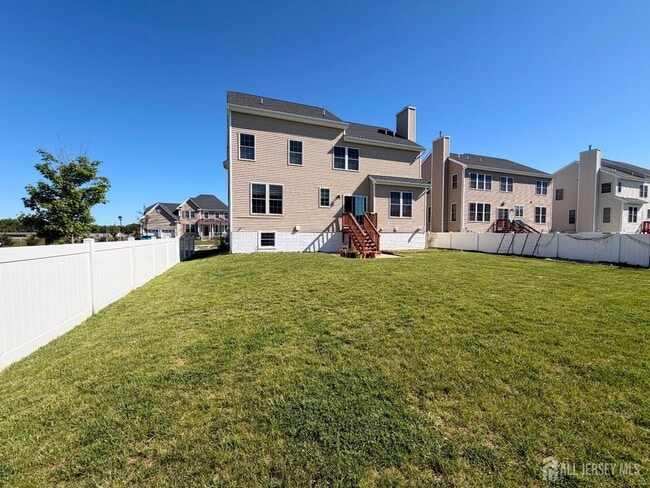 Building Photo - 47 Thomas Dr