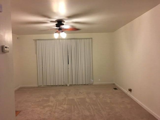 Primary Photo - 13613 S Saint Louis Ave