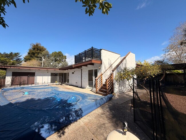 Building Photo - Mid-Century Modern Coastal Retreat – Walk to Beach & Bike to Aptos Village | 4+ Bed / 2 Bath