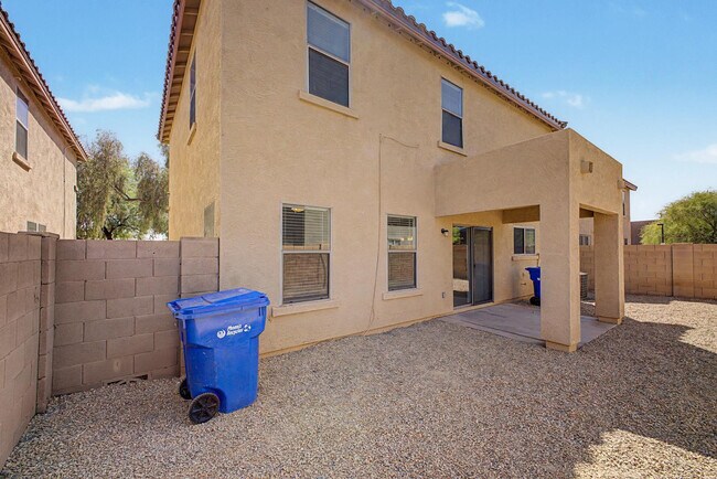 Building Photo - 9464 W Sheridan St