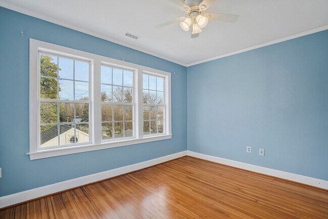 Building Photo - 5309 14th St NW