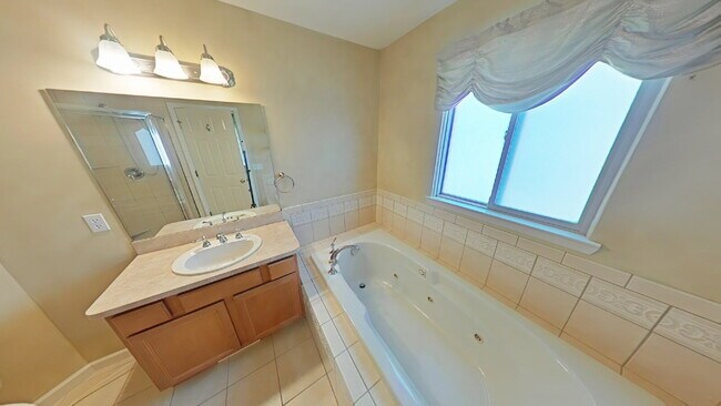 Building Photo - 21494 Pine Cone Dr