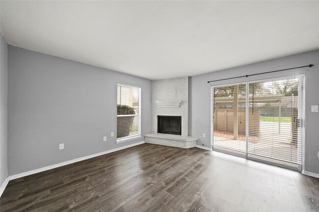 Building Photo - 260 El Dorado Blvd