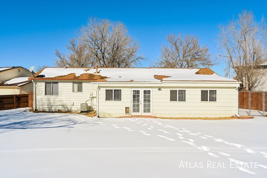 Building Photo - 15876 E Cornell Pl