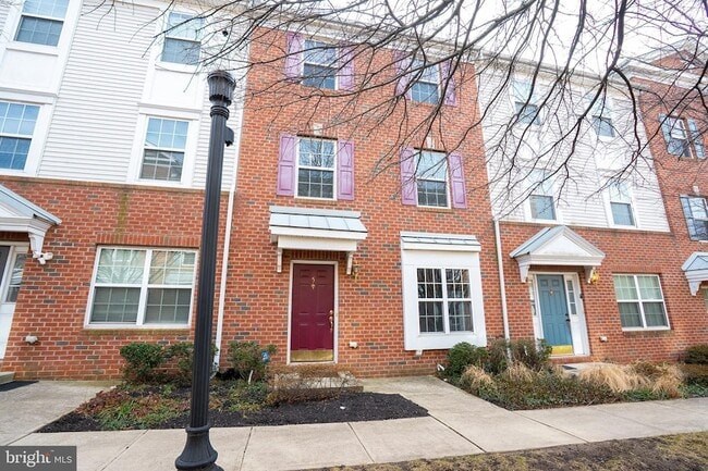 Building Photo - 5 Rafting Way