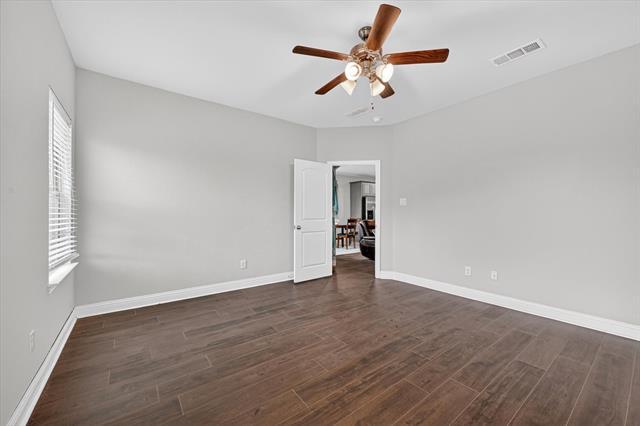 Building Photo - 7815 Cottonwood Dr