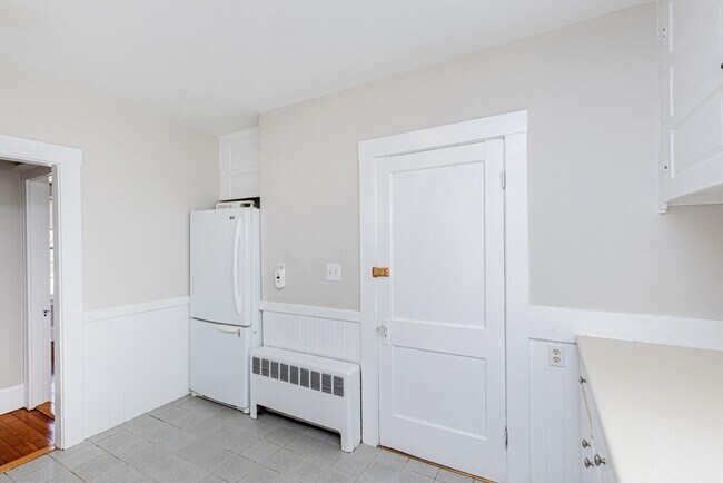 Building Photo - 1-3 Cassimere St