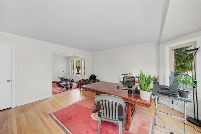 Building Photo - 5400 W Berteau Ave