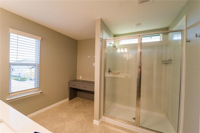 Building Photo - 8368 Fenton St