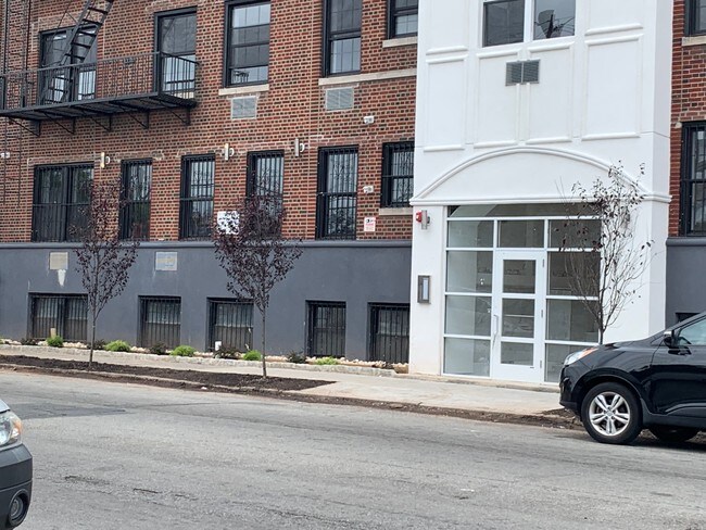 Primary Photo - Residence on 18th