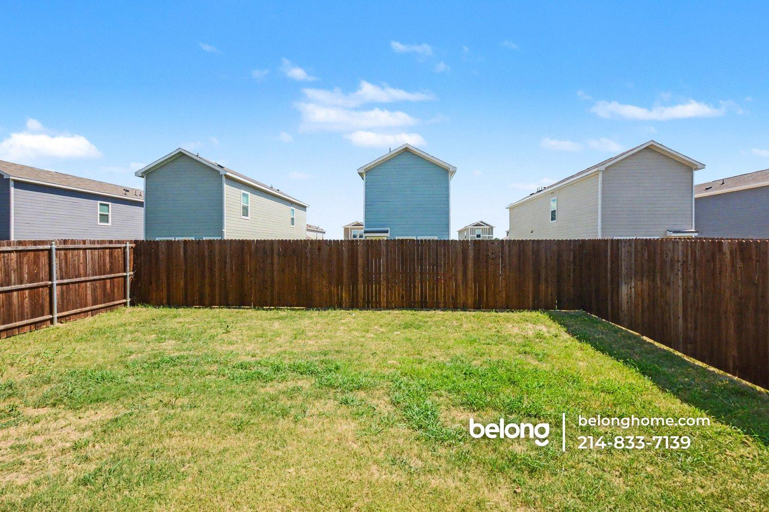 Building Photo - 143 Plumcove Dr