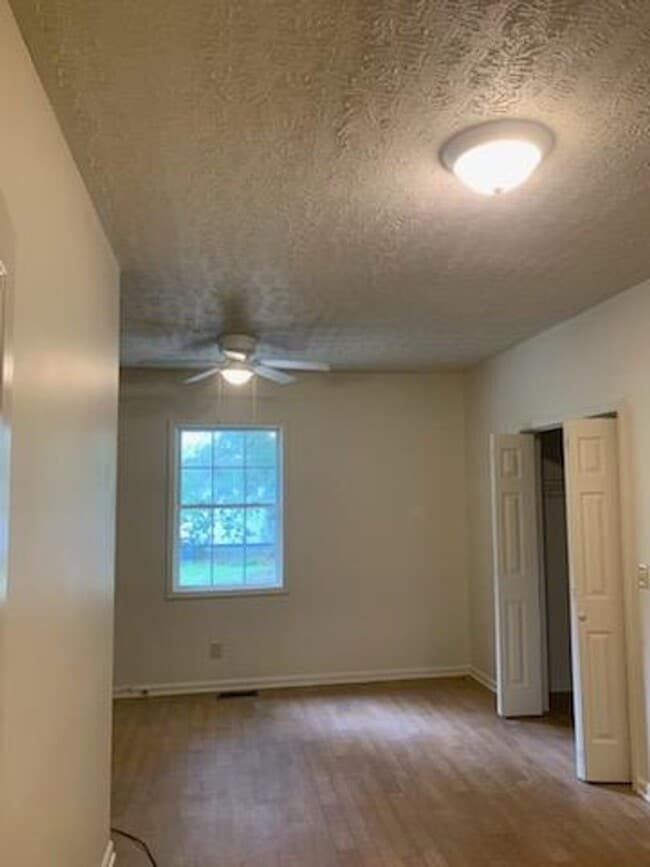 Building Photo - 2 Bedroom House located in Rockingham, NC