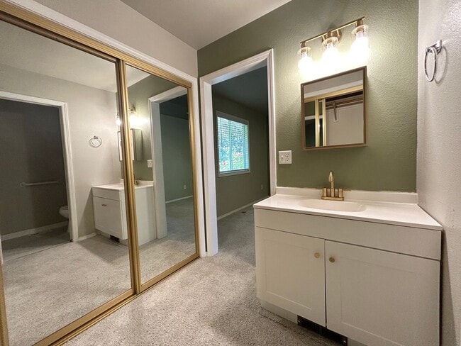 Building Photo - Beautiful Single-Level Home with a Private Backyard Retreat!