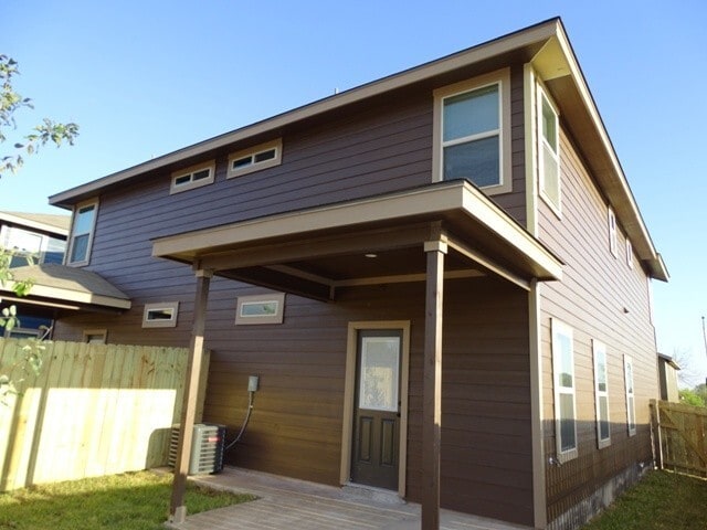 Building Photo - 6623 Mia Way