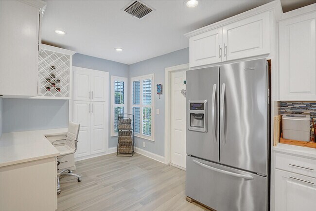Building Photo - 1007 Ocean Dunes Cir
