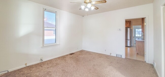 Building Photo - Bountiful City Office Space or residential