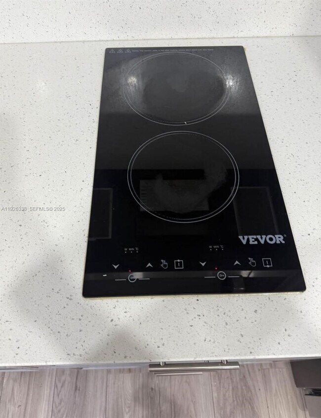 Building Photo - 1493 NW 1st Ave