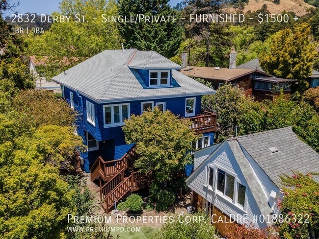 Building Photo - 2832 Derby St
