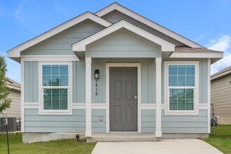 Building Photo - 5410 Verdugos Pl