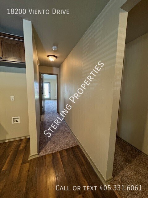 Building Photo - 18200 Viento Dr