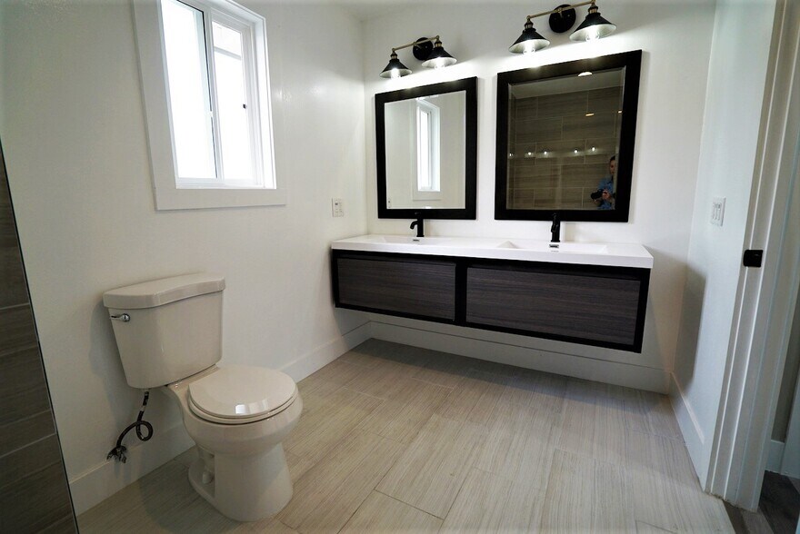 Building Photo - 1633 62nd St