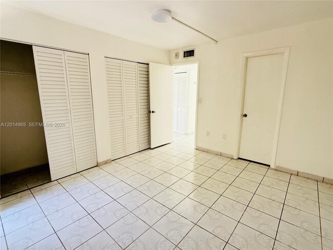 Building Photo - 9440 W Flagler St