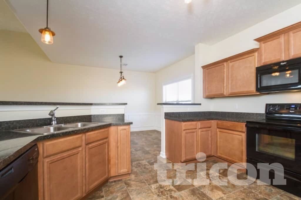 Building Photo - 1712 Colyn Avenue