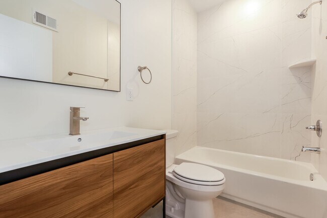 Building Photo - 2009 N 22nd St